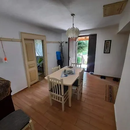 Korchari Dardhe Villa