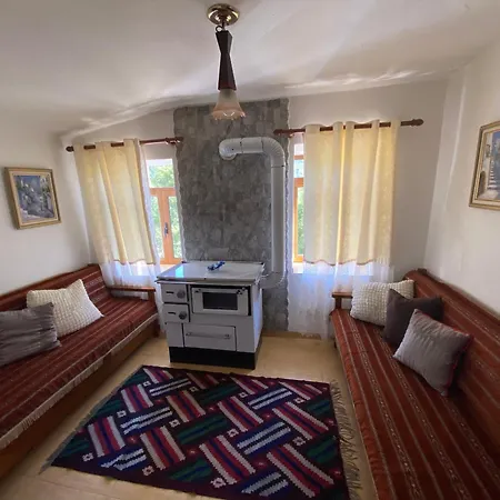 Βίλα Korchari Dardhe Dardhe (Korce)